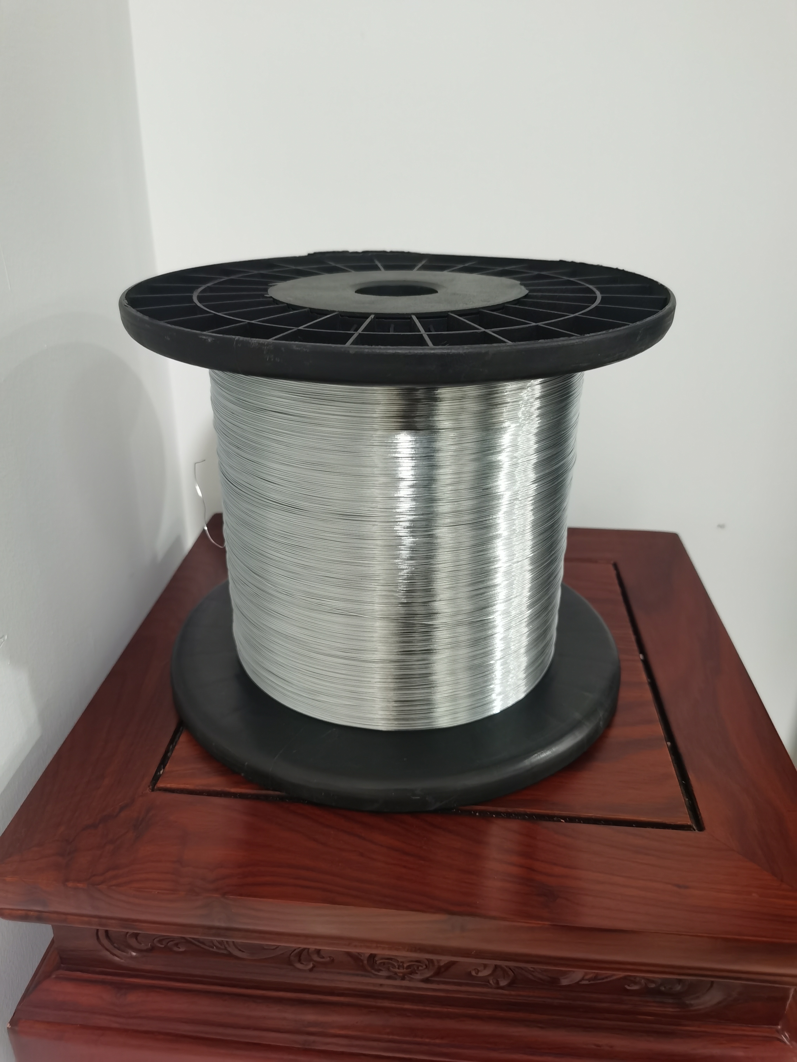 High Tensile Galvanized Steel Wire for Wire Rope Manufacturing (0.8-4.0 mm)